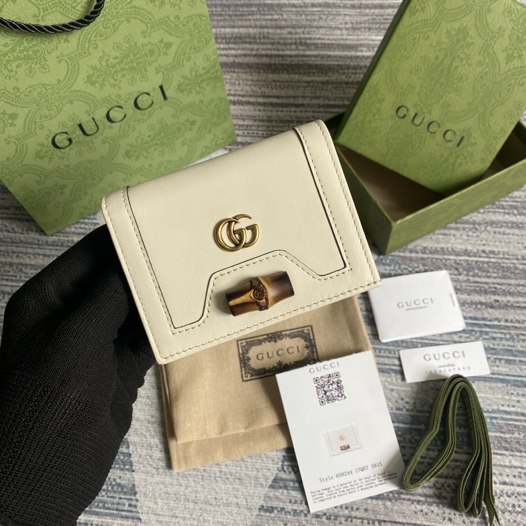 Gucci Diana Card Case Wallet 658244 White